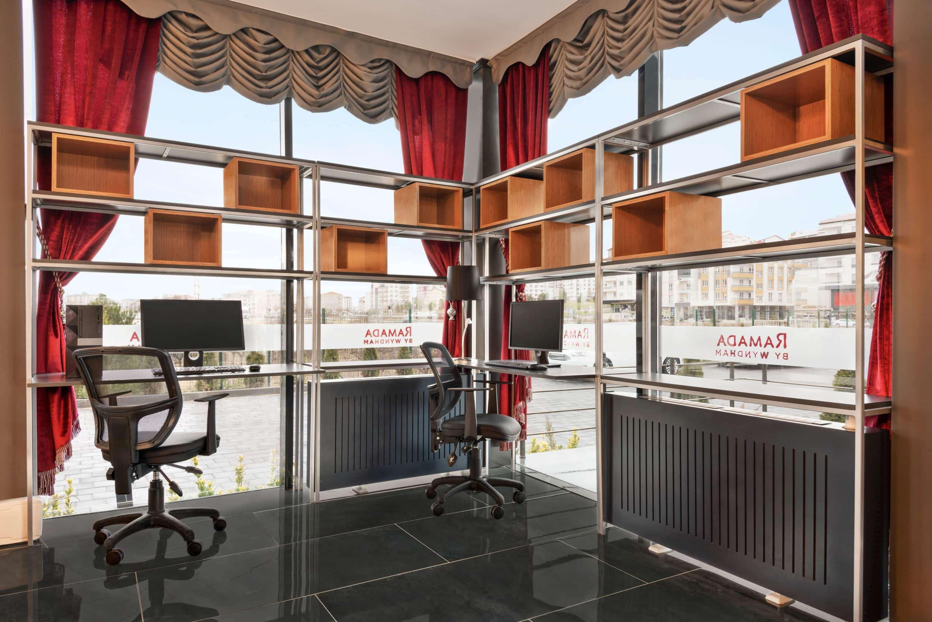 Hotel Ramada By Wyndham Sivas Exterior foto